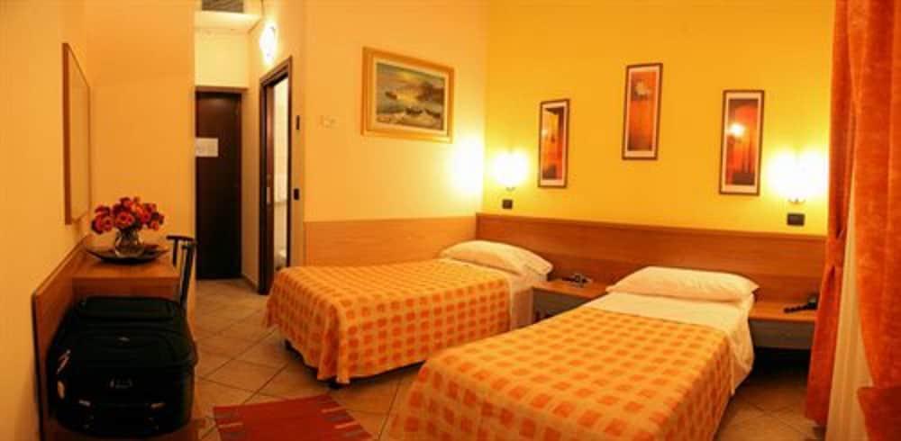 Hotel Sara Milano Dış mekan fotoğraf